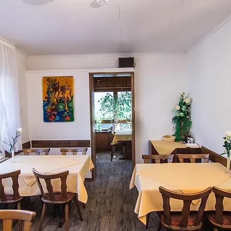 Haus Schnittler Guest house